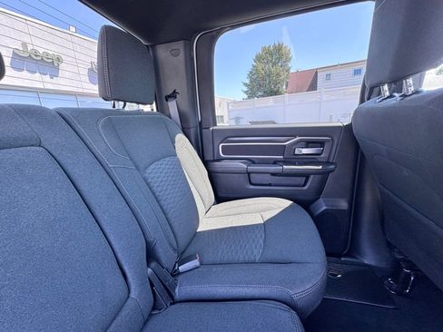 Used 2025 RAM 2500 Big Horn AWD/4WD image 22