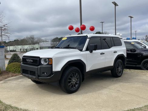 Used 2025 Toyota Land Cruiser 1958 image 9