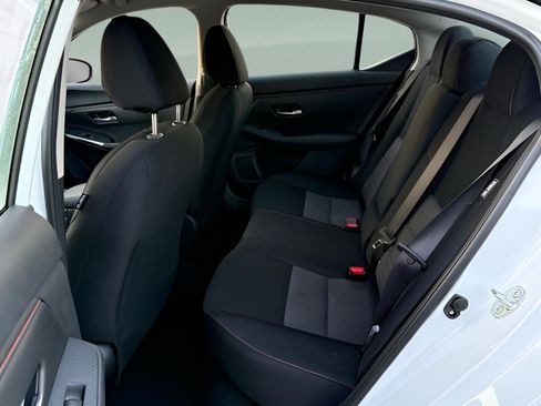 New 2025 Nissan Sentra SR image 7