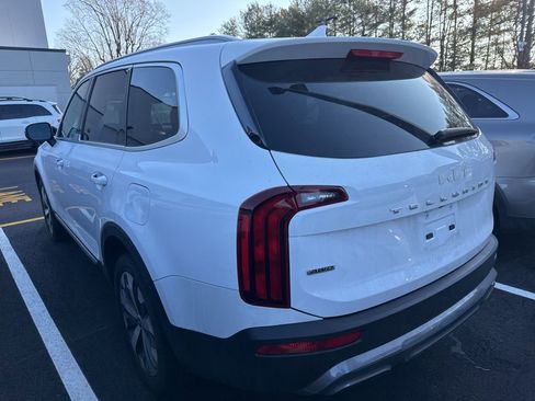 Used 2022 Kia Telluride S image 5
