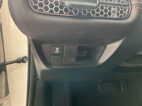 Certified 2023 Honda HR-V Sport image 8
