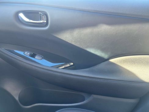Certified 2024 Nissan Leaf SV Plus image 21