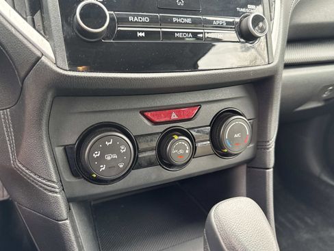 Used 2017 Subaru Impreza 2.0i Premium image 23