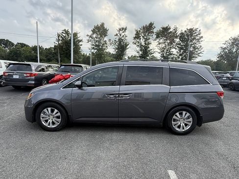 Used 2015 Honda Odyssey EX image 3