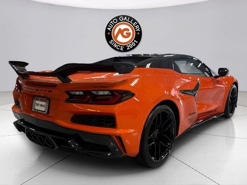 Used 2026 Chevrolet Corvette Z06 RWD image 3