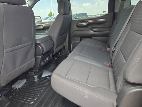 Used 2023 Chevrolet Silverado 1500 LT w/ Z71 Off-Road Package AWD/4WD image 13