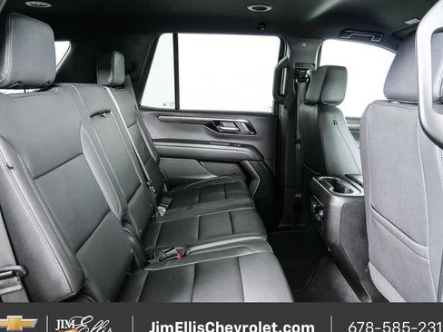 Certified 2025 Chevrolet Tahoe LT RWD image 21