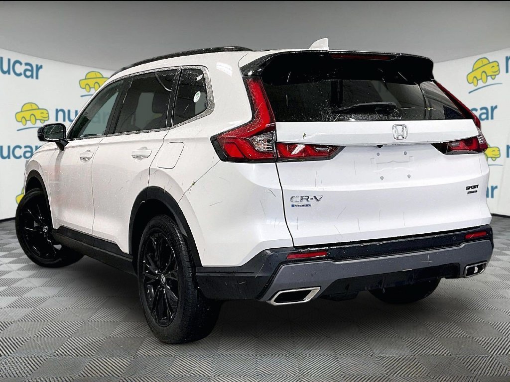 Used 2024 Honda CR-V Sport Touring image 4