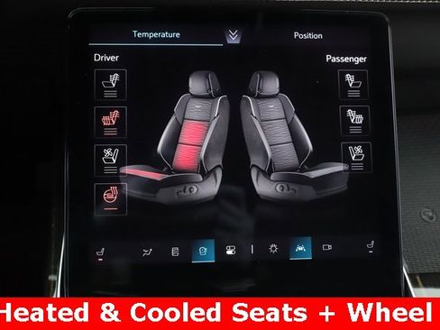 Used 2025 Cadillac Escalade ESV Premium Luxury w/ Touring Package image 4