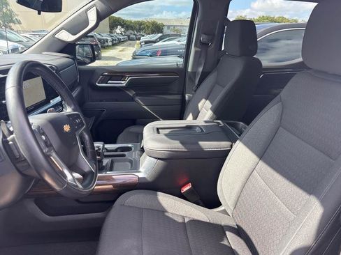 Used 2022 Chevrolet Silverado 1500 LT image 7