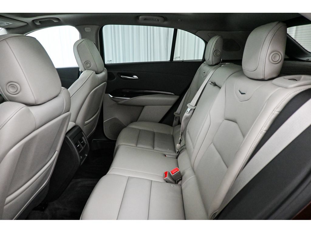 Certified 2023 Cadillac XT4 Premium Luxury AWD/4WD image 22
