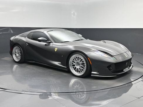 Used 2023 Ferrari 812 GTS RWD image 1