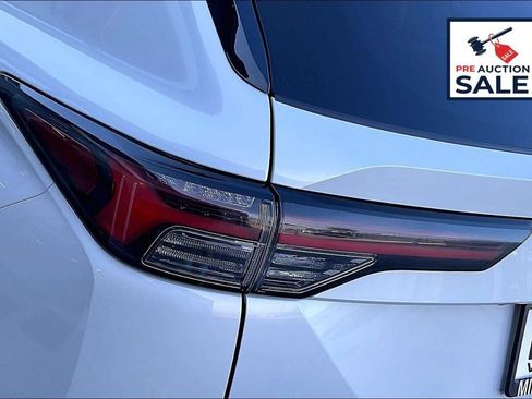 Used 2025 Mitsubishi Outlander SE AWD/4WD image 29