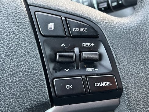 Used 2017 Hyundai Tucson SE image 30