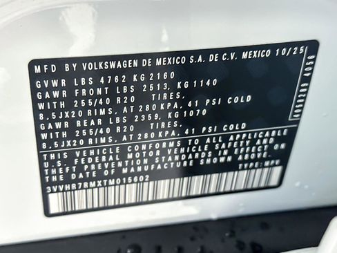 New 2026 Volkswagen Tiguan SE R-Line image 26