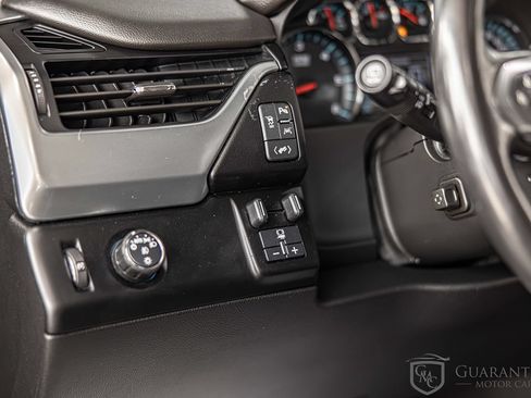 Used 2020 Chevrolet Tahoe Premier RWD image 23