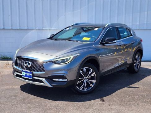 Used 2018 INFINITI QX30 Premium w/ Navigation Package AWD/4WD image 1