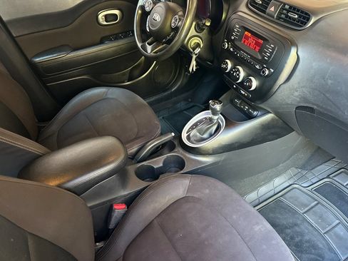 Used 2016 Kia Soul FWD image 20