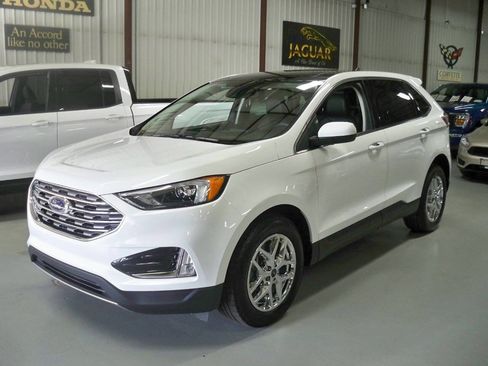 Used 2022 Ford Edge SEL w/ Convenience Package image 1