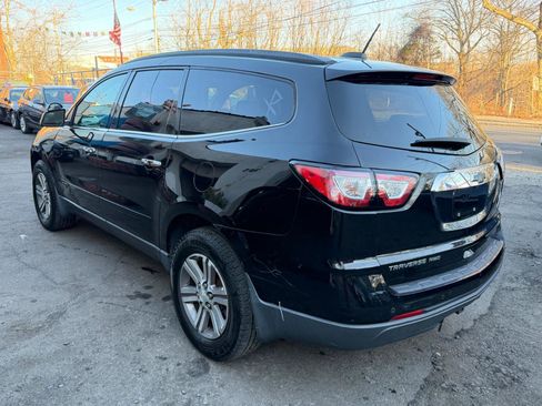 Used 2017 Chevrolet Traverse LT AWD/4WD image 6