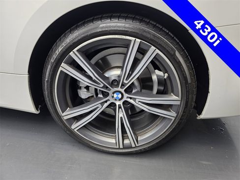 Used 2021 BMW 430i Convertible w/ Convenience Package image 16