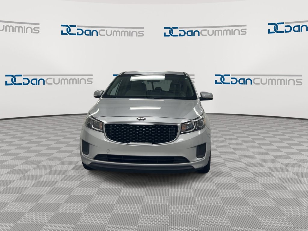 Used 2018 Kia Sedona LX FWD image 3