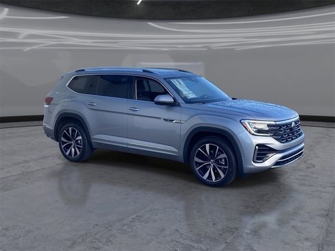 New 2026 Volkswagen Atlas SEL Premium R-Line image 2