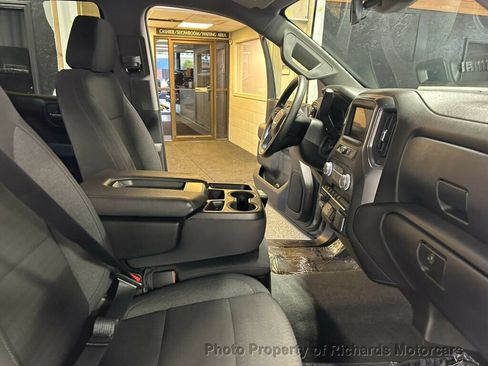 Used 2024 GMC Sierra 1500 Pro w/ Graphite Edition AWD/4WD image 23
