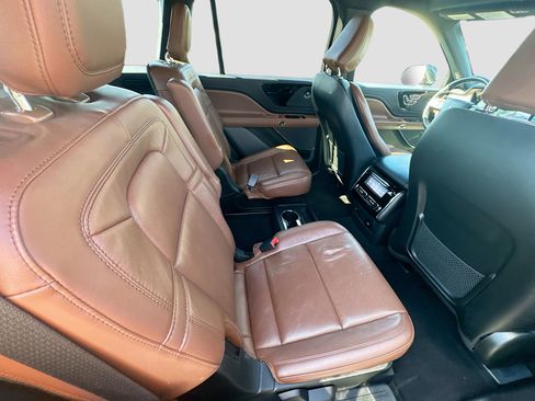 Certified 2022 Lincoln Aviator Grand Touring w/ Equipment Group 301A image 30