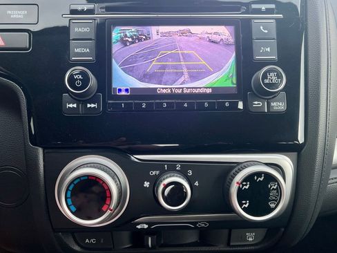 Used 2019 Honda Fit LX image 16