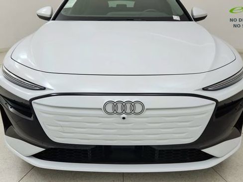 Used 2025 Audi A6 e-tron Premium Plus w/ Premium Plus RWD image 9