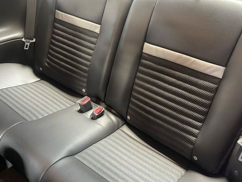 Used 2004 Ford Mustang Mach 1 RWD image 35