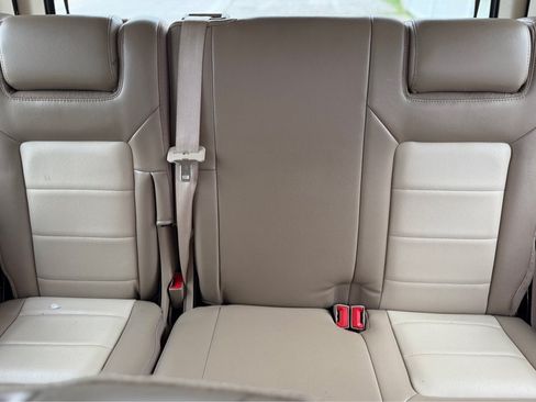 Used 2005 Ford Expedition Eddie Bauer RWD image 16