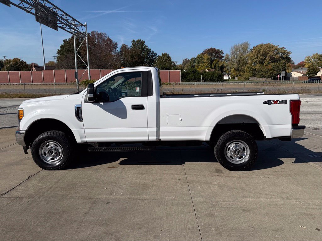 Used 2017 Ford F250 XL w/ Power Equipment Group AWD/4WD image 11