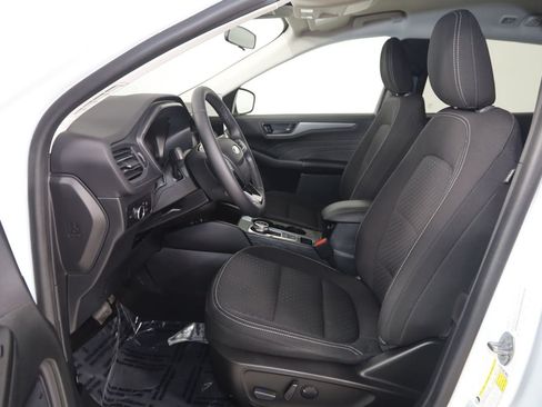 Used 2023 Ford Escape Active w/ Tech Pack #1 AWD/4WD image 12