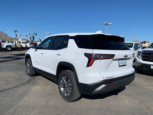 New 2026 Chevrolet Equinox LT FWD image 9