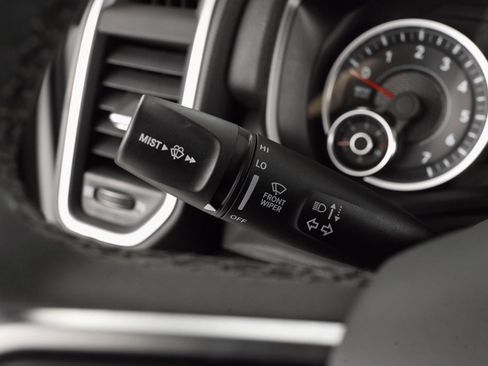 Certified 2025 RAM 1500 Big Horn image 27