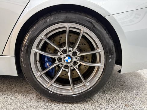 Used 2015 BMW M3 RWD image 9