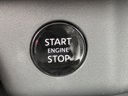 New 2026 Nissan Rogue SV image 27