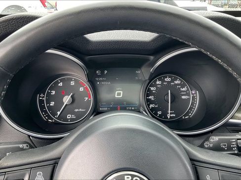 Used 2018 Alfa Romeo Stelvio Ti AWD/4WD image 19