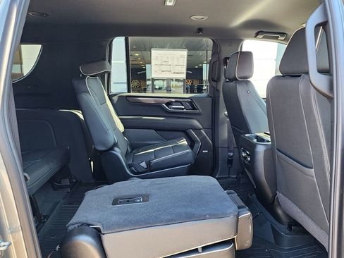 New 2026 GMC Yukon XL Elevation image 47
