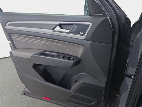 Used 2021 Volkswagen Atlas Cross Sport SEL Premium R-Line image 27