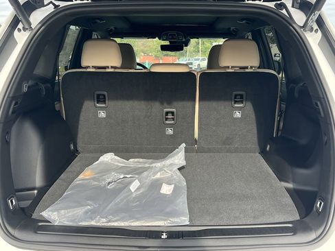 New 2025 Jeep Grand Cherokee Limited w/ Luxury Tech Group II image 26