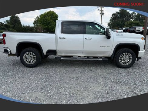 Used 2021 Chevrolet Silverado 3500 High Country w/ Z71 Off-Road Package AWD/4WD image 9