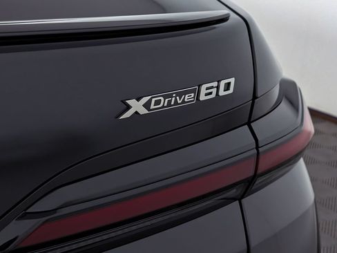 Used 2026 BMW i7 xDrive60 AWD/4WD image 12