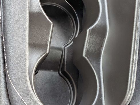 Used 2025 Chevrolet Corvette E-Ray AWD/4WD image 32