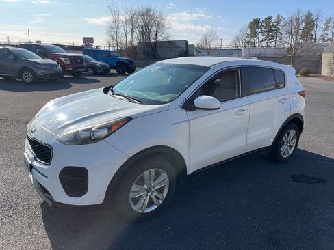 Used 2017 Kia Sportage LX image 5