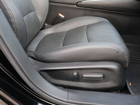 Certified 2019 Honda Accord Touring image 10