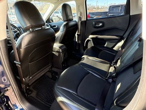 Used 2020 Jeep Compass Latitude w/ Cold Weather Group image 19