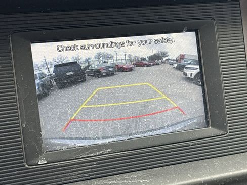 Used 2019 Hyundai Elantra SE w/ Cargo Package image 35